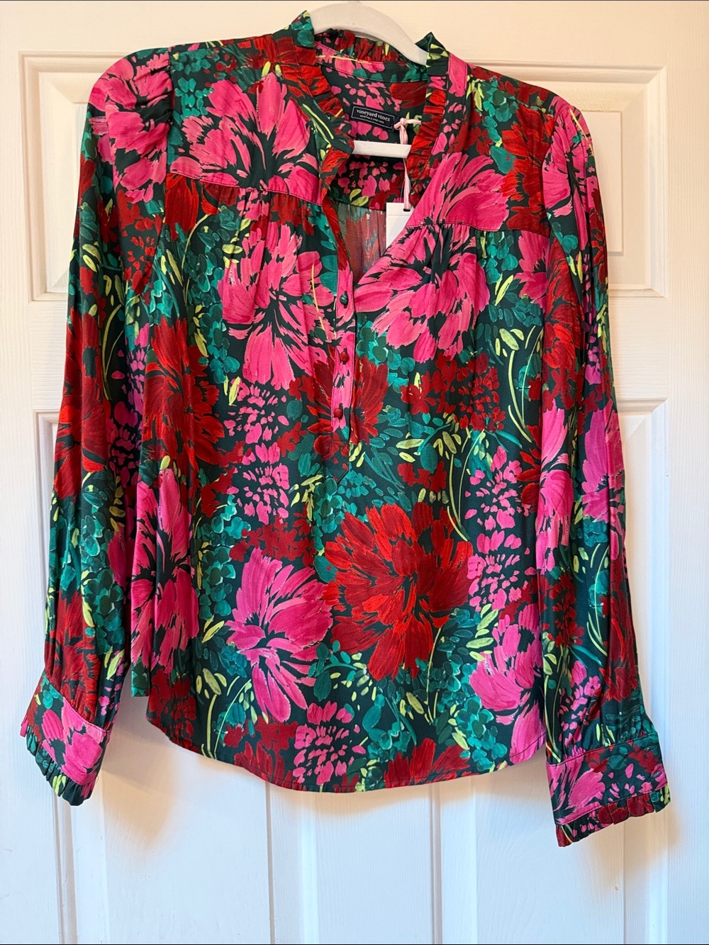 Vineyard Vines Floral V-Neck Blouse - Pink, Red & Green size M